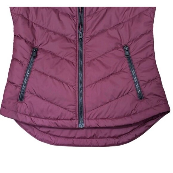 The North Face Womens size L Tamburello Quilted Vest Insulated Red Performance - Picture 2 of 10